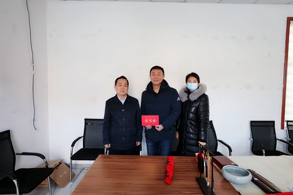 山東三箭集團(tuán)多層次、多角度、多形式開展新春慰問送關(guān)懷活動