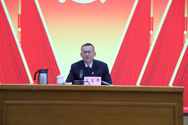 集團黨委書記、董事長劉家昌代表上一屆600副本.jpg